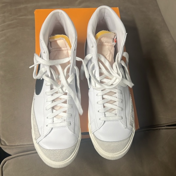 Men’s Nike blazer shoes size 11 - Picture 5 of 5